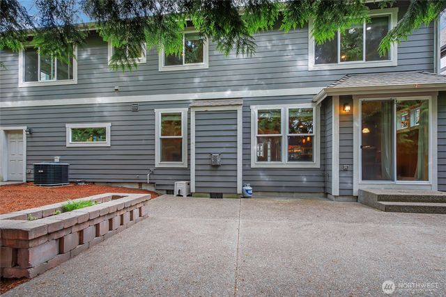 6408 86th Avenue W, University Place, WA 98467