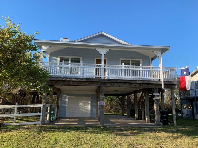 1578 Railroad Avenue, San Leon, TX 77539