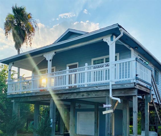 1578 Railroad Avenue, San Leon, TX 77539