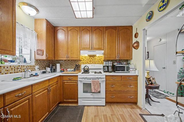 130 La Fortuna 130, Newbury Park, CA 91320