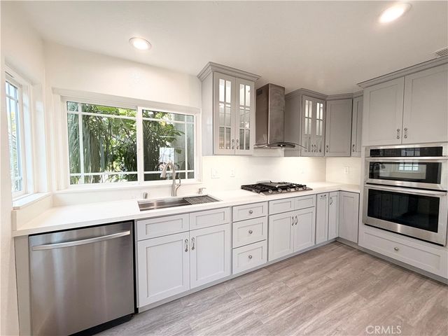 29313 Clear View Lane, Highland, CA 92346