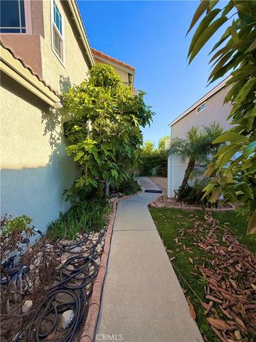 29313 Clear View Lane, Highland, CA 92346