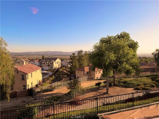 29313 Clear View Lane, Highland, CA 92346