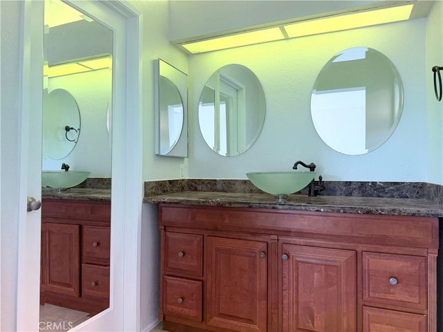29313 Clear View Lane, Highland, CA 92346