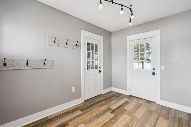 2480 Hwy 30, Dewitt, IA 52742