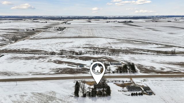 2480 Hwy 30, Dewitt, IA 52742