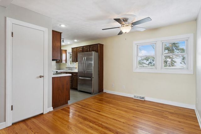 2480 Hwy 30, Dewitt, IA 52742