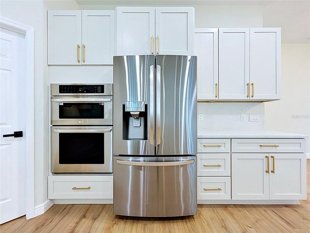 32502 GREENWOOD LOOP, Wesley Chapel, FL 33545