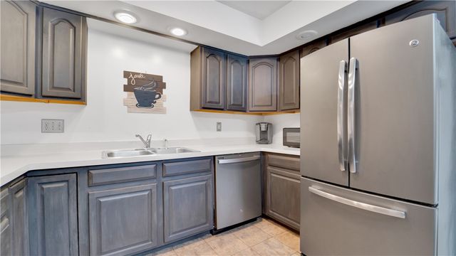 5743 Running Brook Road, Farmington, NY 14425