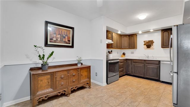 5743 Running Brook Road, Farmington, NY 14425