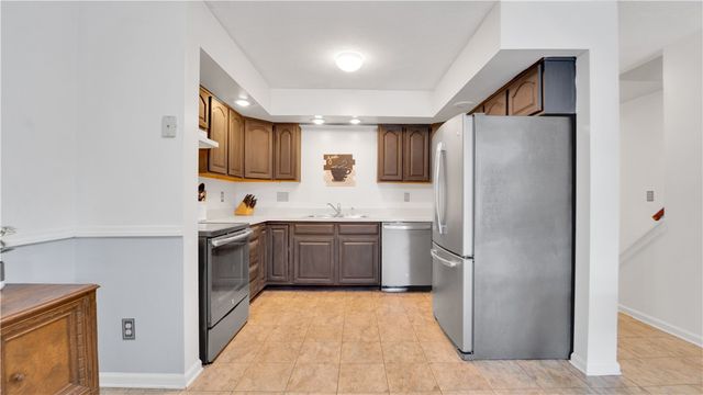 5743 Running Brook Road, Farmington, NY 14425