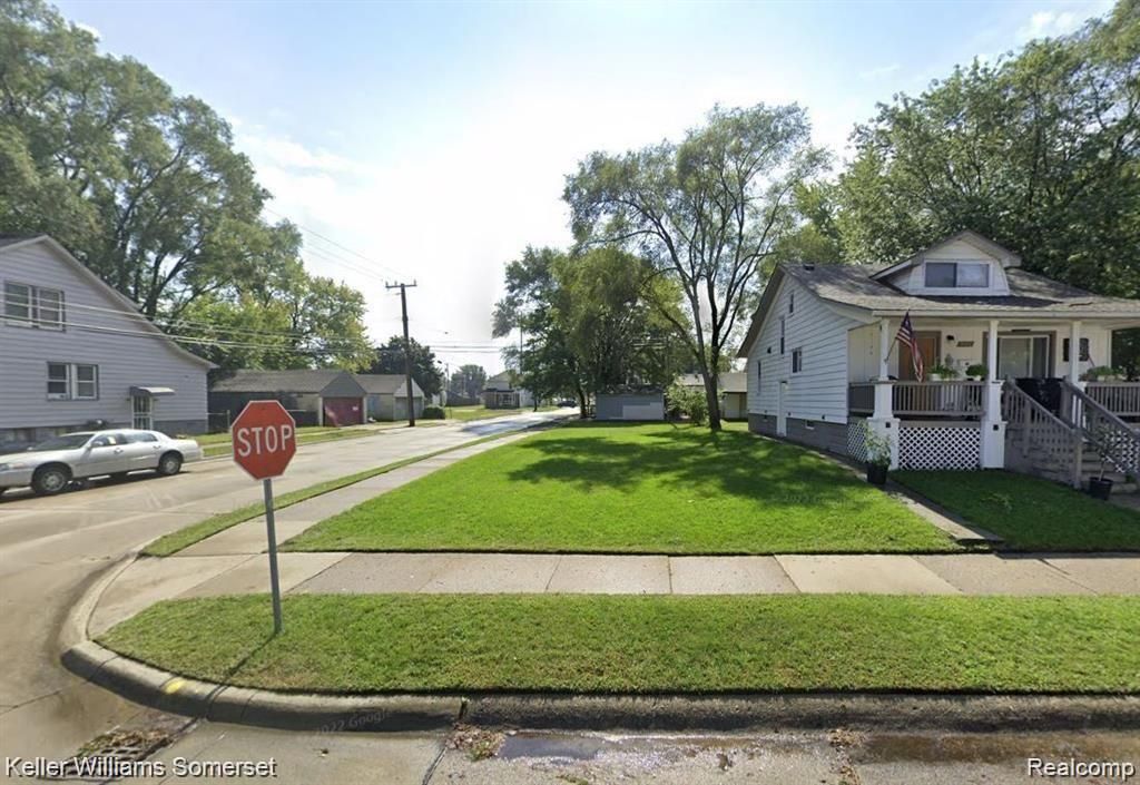 8128 Jackson Avenue, Warren, MI 48089