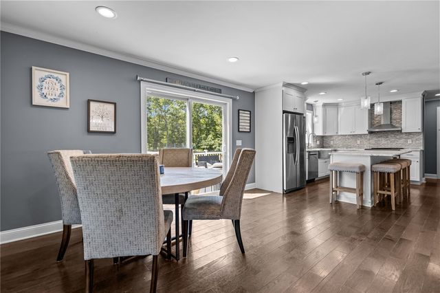 78 Harbor Ridge Lane, Tiverton, RI 02878