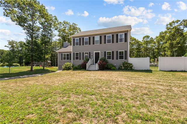 78 Harbor Ridge Lane, Tiverton, RI 02878