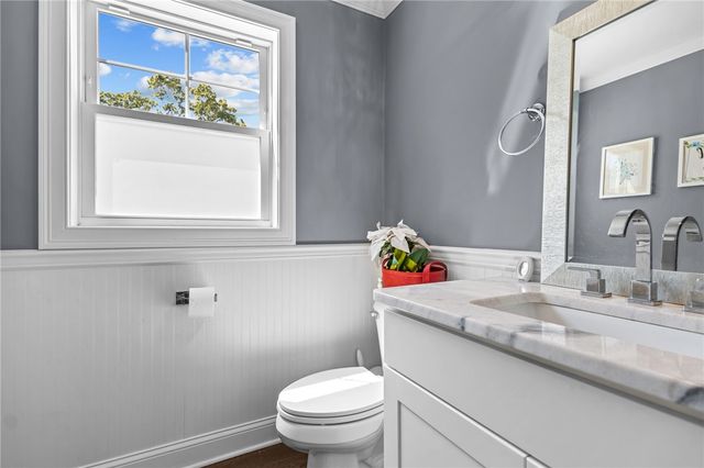 78 Harbor Ridge Lane, Tiverton, RI 02878
