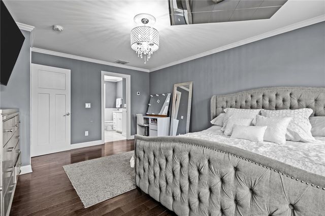 78 Harbor Ridge Lane, Tiverton, RI 02878