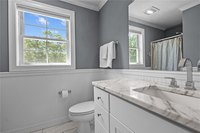 78 Harbor Ridge Lane, Tiverton, RI 02878