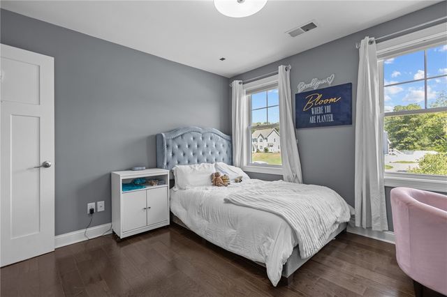 78 Harbor Ridge Lane, Tiverton, RI 02878