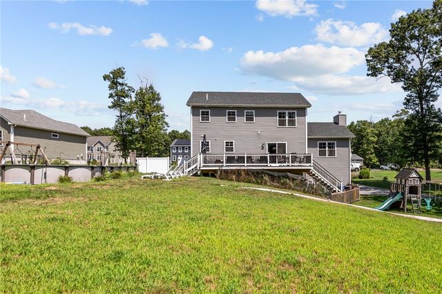 78 Harbor Ridge Lane, Tiverton, RI 02878