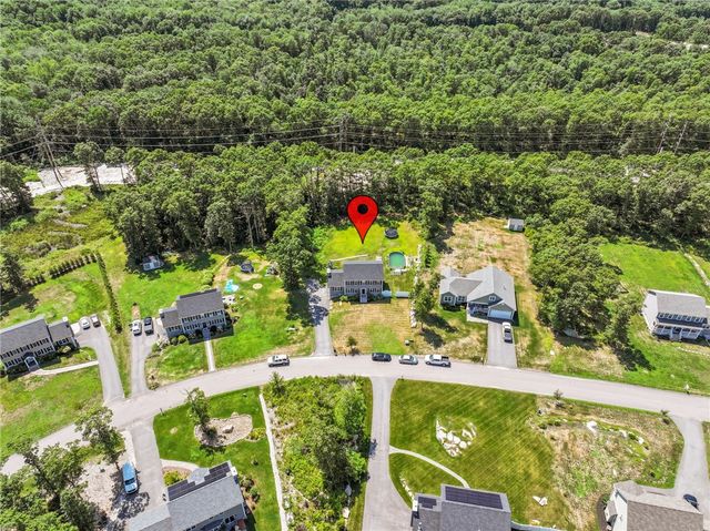 78 Harbor Ridge Lane, Tiverton, RI 02878