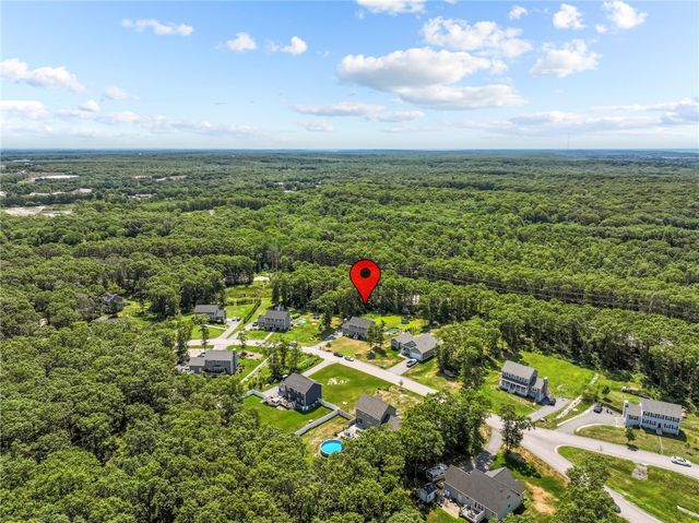 78 Harbor Ridge Lane, Tiverton, RI 02878
