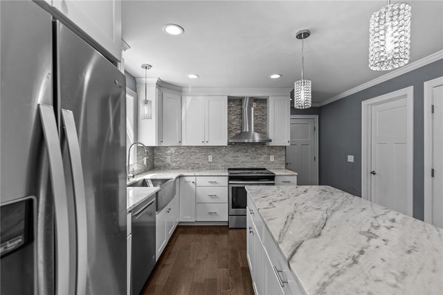 78 Harbor Ridge Lane, Tiverton, RI 02878