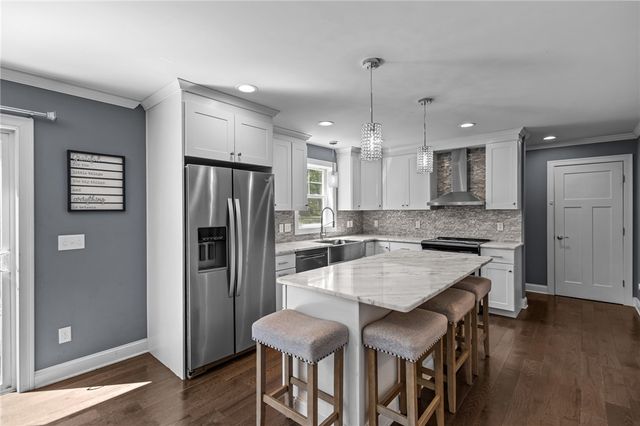 78 Harbor Ridge Lane, Tiverton, RI 02878
