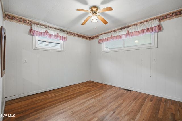 1333 Dante Road, Saint Paul, VA 24283