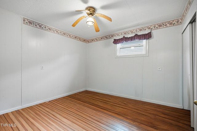 1333 Dante Road, Saint Paul, VA 24283