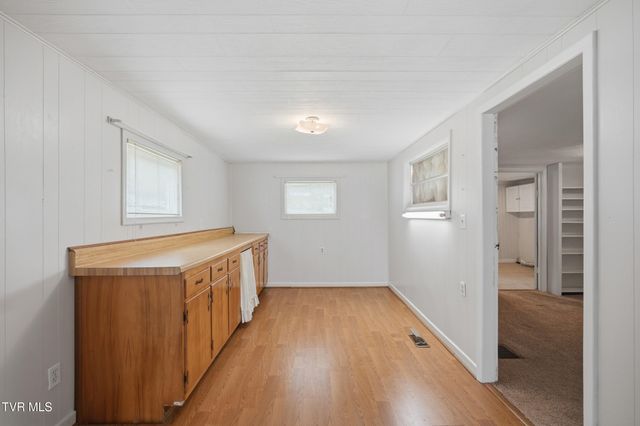 1333 Dante Road, Saint Paul, VA 24283