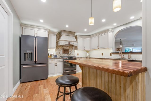 300 Ocean Avenue N 1A, Long Branch, NJ 07740