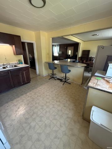 1601 Erie Avenue, Logansport, IN 46947