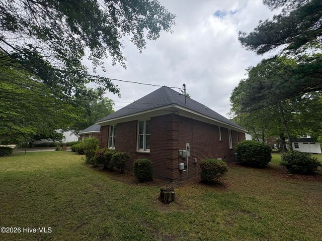 1706 Nash Street N, Wilson, NC 27893