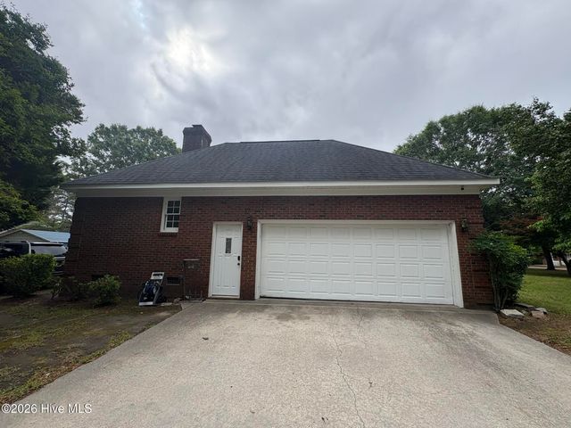1706 Nash Street N, Wilson, NC 27893