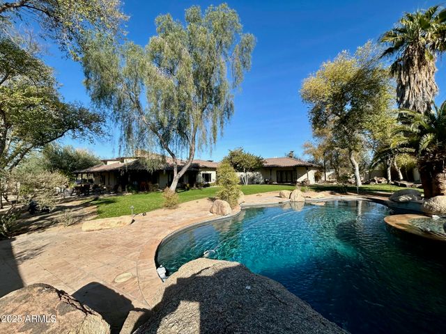 11021 N 74TH Street, Scottsdale, AZ 85260