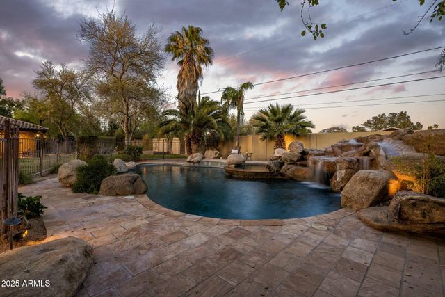 11021 N 74TH Street, Scottsdale, AZ 85260