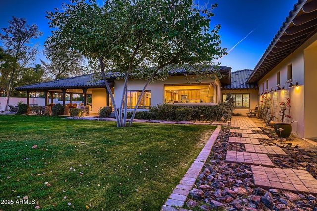 11021 N 74TH Street, Scottsdale, AZ 85260