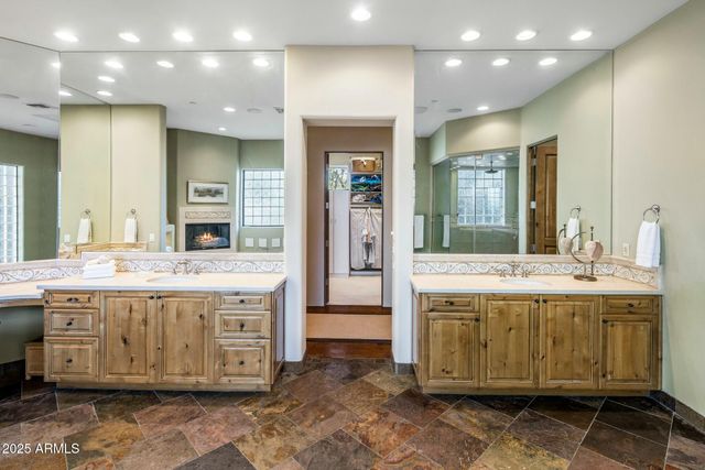 11021 N 74TH Street, Scottsdale, AZ 85260