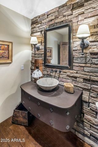 11021 N 74TH Street, Scottsdale, AZ 85260