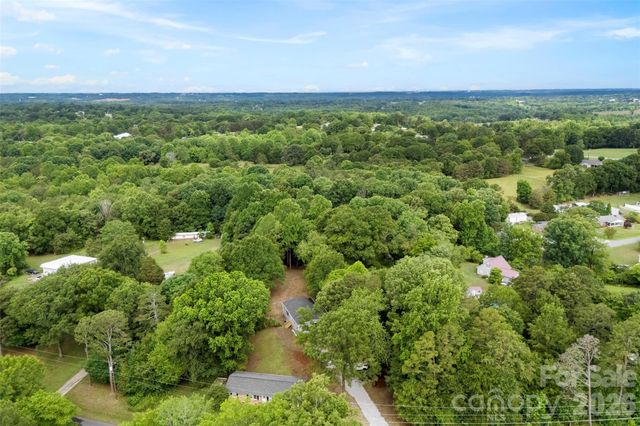 321 Bell Road, Kings Mountain, NC 28086