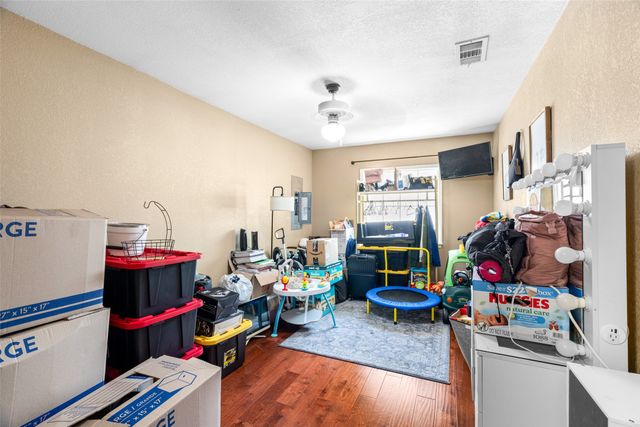 4427 Baldwin Street, Dallas, TX 75210