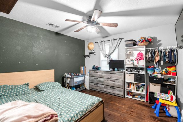 4427 Baldwin Street, Dallas, TX 75210