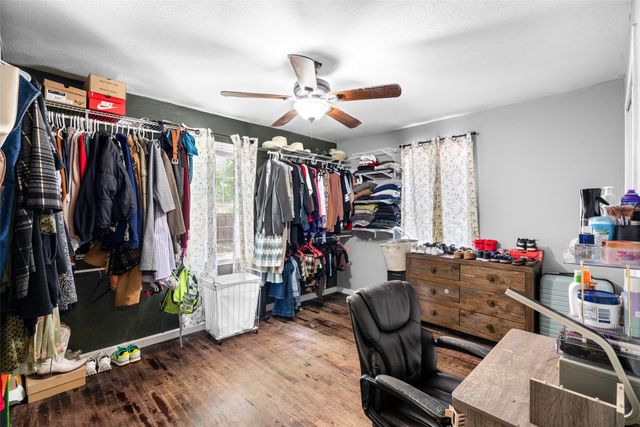 4427 Baldwin Street, Dallas, TX 75210