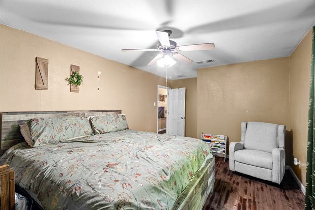 4427 Baldwin Street, Dallas, TX 75210