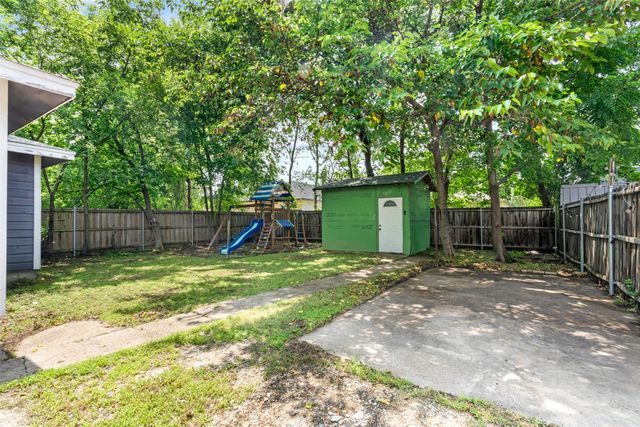 4427 Baldwin Street, Dallas, TX 75210