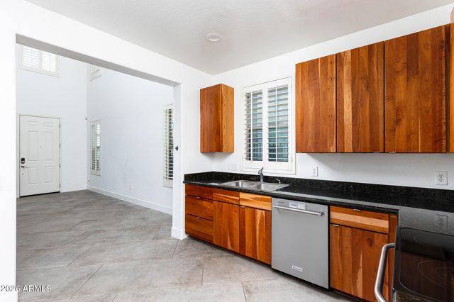 615 E Portland Street Unit 177, Phoenix, AZ 85004