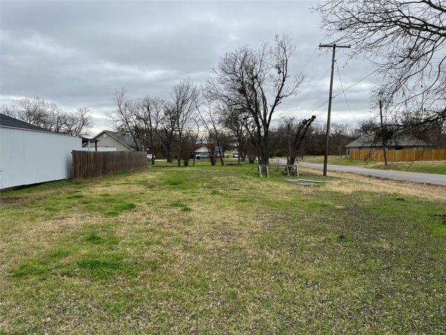 301 E 14th Avenue, Corsicana, TX 75110