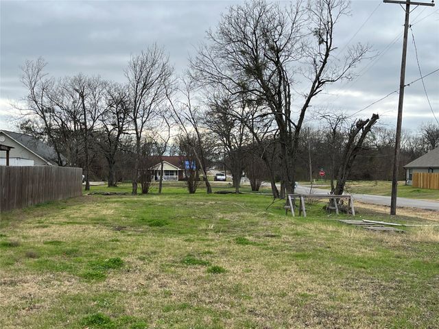 301 E 14th Avenue, Corsicana, TX 75110