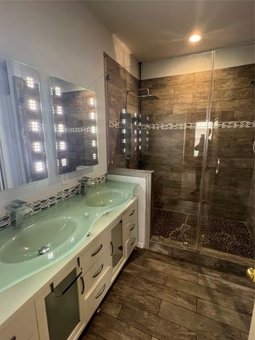 1216 Pleasant Oaks Drive, Lewisville, TX 75067