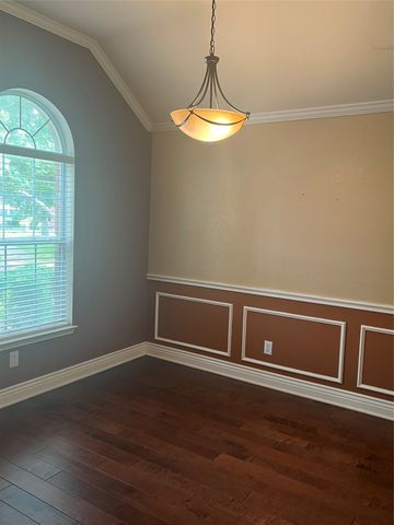 1216 Pleasant Oaks Drive, Lewisville, TX 75067